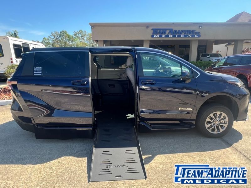 Used 2023 Toyota Sienna